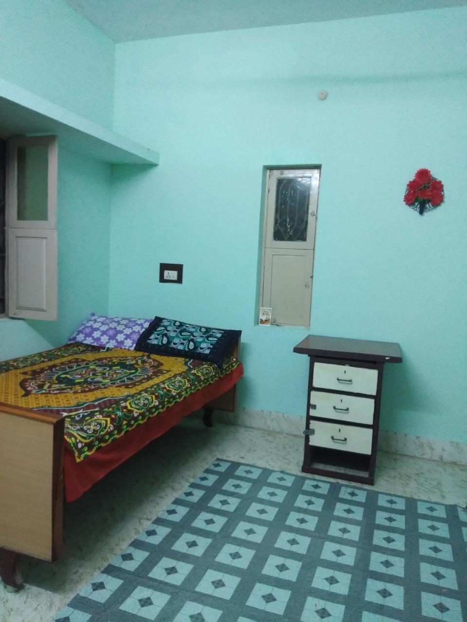 Anbu Ramana Guest House Tiruvannamalai Exterior photo